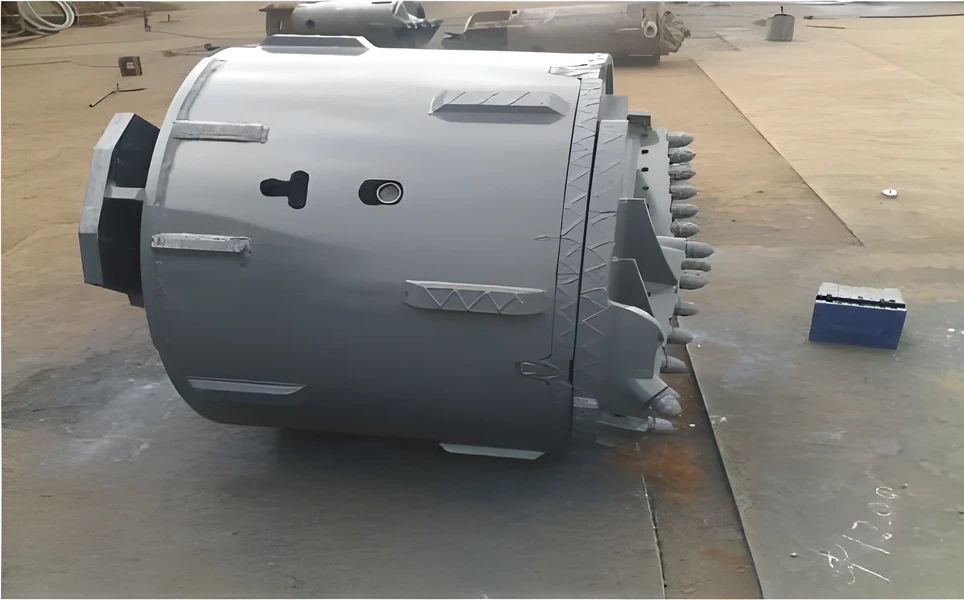 Impact drilling bucket, manual opening
